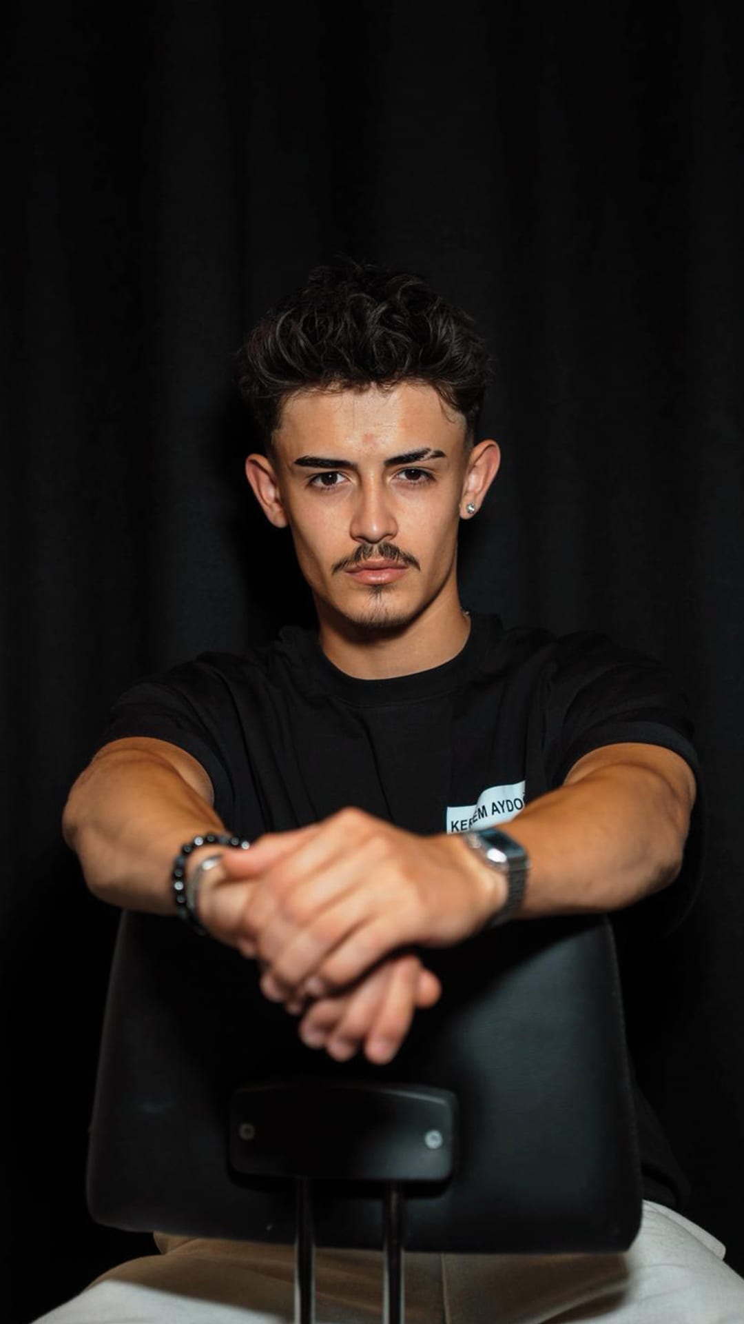 Kerem Aydoğan, saç kesim uzmanı